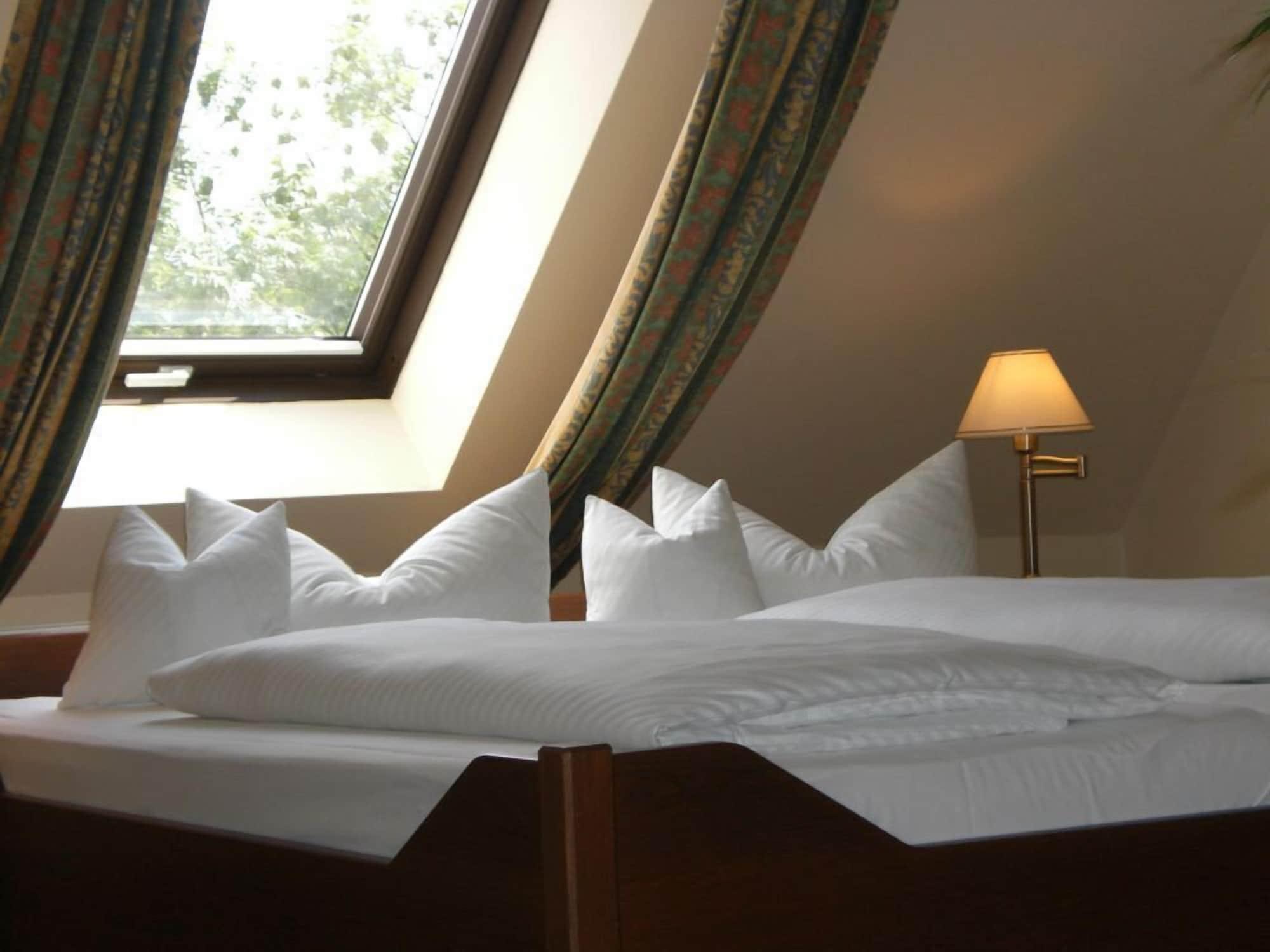 Hotel & Restaurant Klosterhof Dresde Extérieur photo
